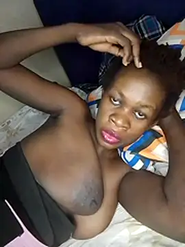 Snapshot of africanpussy22 chatting on July 7, 2026, 7:23 am africanpussy22 online show from July 7, 2026, 7:23 am