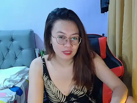 crizzybel online show from June 22, 2026, 8:55 am