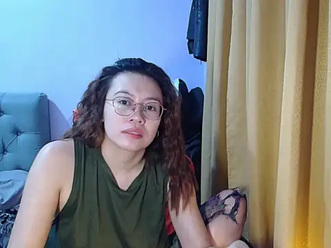 crizzybel online show from June 5, 2026, 8:03 pm