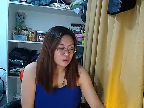 crizzybel online show from April 23, 2026, 5:25 pm