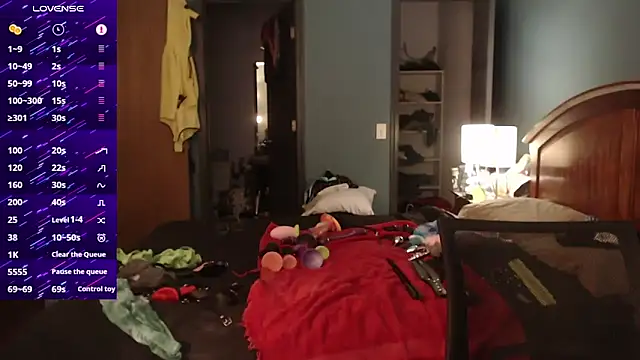 kinkywolf429 online show from November 11, 2025, 4:57 pm