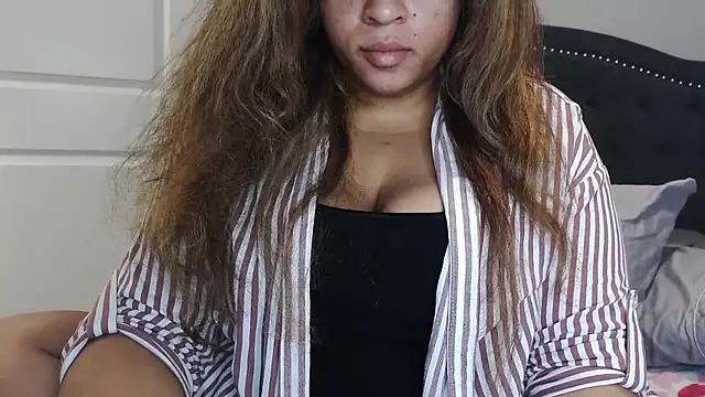 Snapshot of ExoticEmpress18 chatting on April 5, 2026, 8:10 am ExoticEmpress18 online show from April 5, 2026, 8:10 am