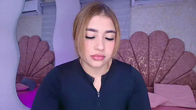 Snapshot of leon_gaby chatting on June 5, 2026, 7:19 pm leon gaby online show from June 5, 2026, 7:19 pm