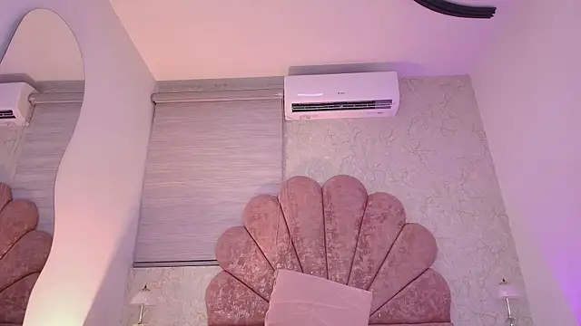 leon gaby online show from August 5, 2026, 7:19 pm