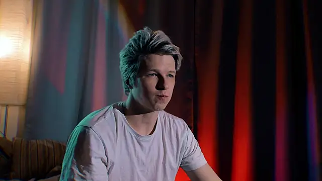 Breston Sweet online show from September 26, 2025, 6:37 pm