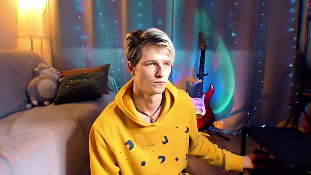 Breston Sweet online show from March 2, 2026, 2:24 pm