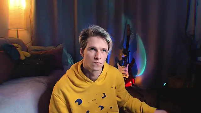 Breston Sweet online show from February 23, 2026, 8:09 pm