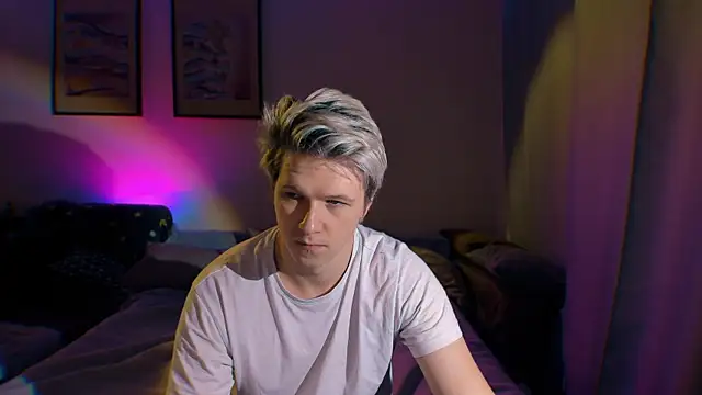 Breston Sweet online show from September 23, 2025, 6:59 pm