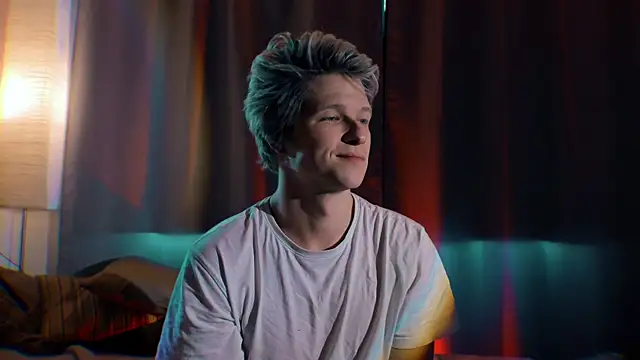 Breston Sweet online show from September 25, 2025, 4:40 am