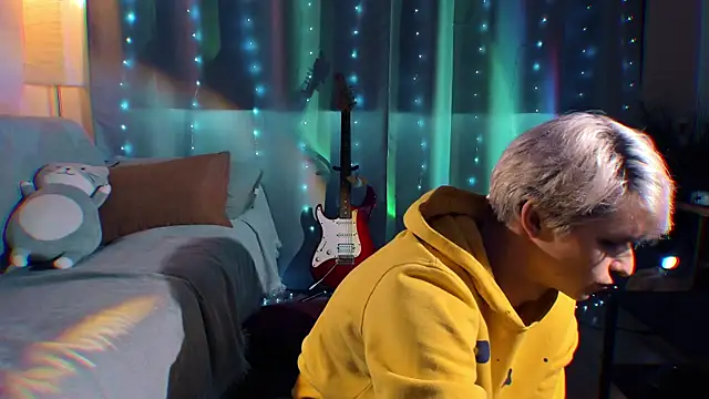 Breston Sweet online show from December 14, 2025, 8:09 am