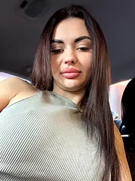 PrincessaHill  online show from October 16, 2025, 5:05 am