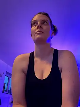 Snapshot of newMichelle chatting on January 14, 2026, 7:23 am newMichelle online show from January 14, 2026, 7:23 am