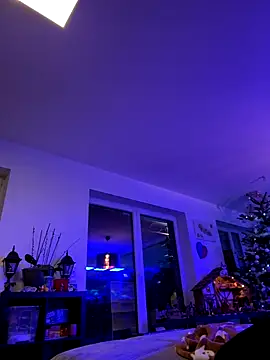 Snapshot of newMichelle chatting on December 17, 2025, 7:02 am newMichelle online show from December 17, 2025, 7:02 am