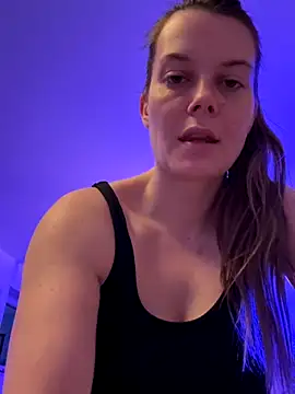 Snapshot of newMichelle chatting on January 8, 2026, 7:03 am newMichelle online show from January 8, 2026, 7:03 am