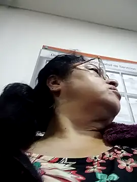 Snapshot of Keyla01_ chatting on February 19, 2026, 12:57 pm Keyla01 online show from February 19, 2026, 12:57 pm