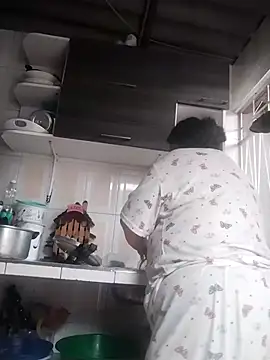 Keyla01  online show from October 18, 2025, 3:47 pm