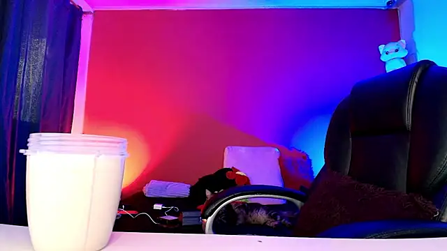 lulubigtitts1 online show from February 28, 2026, 4:06 pm