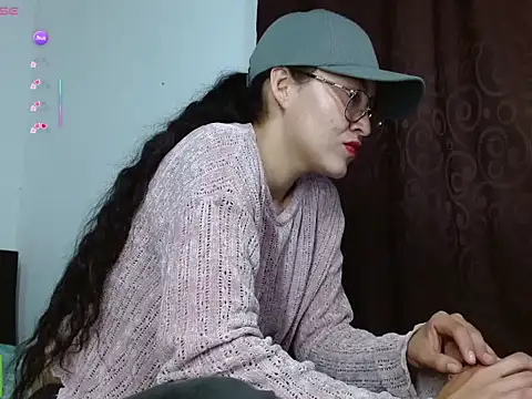 Olivia Bright online show from April 25, 2026, 2:03 am