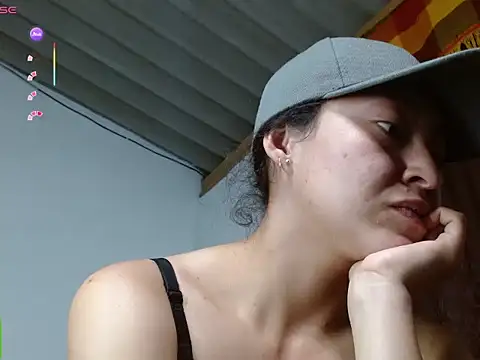 Olivia Bright online show from May 27, 2026, 1:57 am