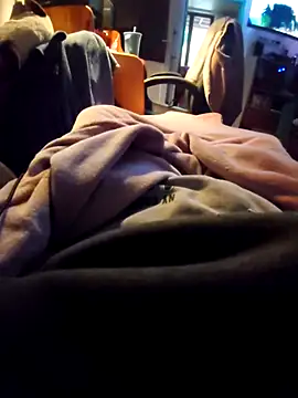 Snapshot of anonymus9006 chatting on January 15, 2026, 2:42 pm anonymus9006 online show from January 15, 2026, 2:42 pm