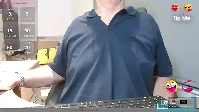 bigbadjon69 online show from October 24, 2025, 3:49 am