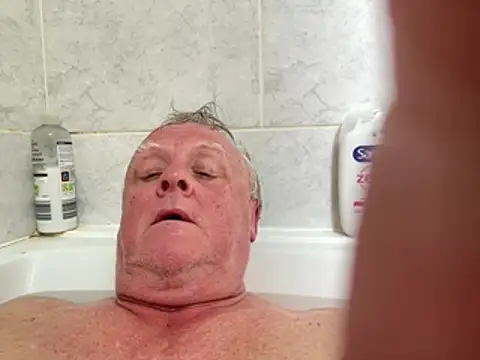bigbadjon69 online show from April 25, 2026, 1:41 pm