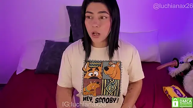 lucy26  online show from March 24, 2026, 2:33 am