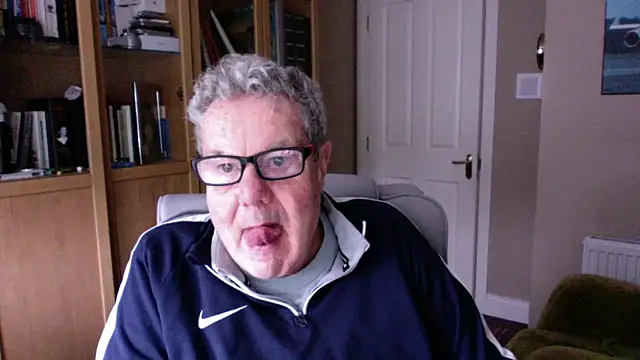 Snapshot of Oldpistolpete chatting on March 5, 2026, 10:23 am Oldpistolpete online show from March 5, 2026, 10:23 am