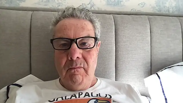 Snapshot of Oldpistolpete chatting on March 9, 2026, 9:24 am Oldpistolpete online show from March 9, 2026, 9:24 am