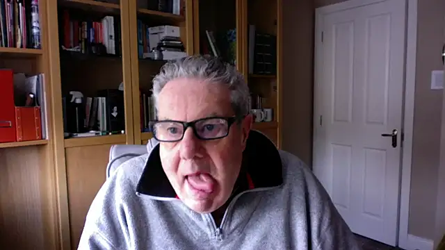 Snapshot of Oldpistolpete chatting on February 20, 2026, 10:17 am Oldpistolpete online show from February 20, 2026, 10:17 am