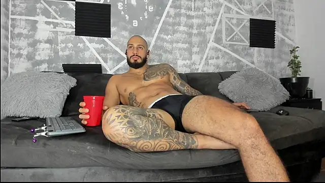 leonidas 18k online show from April 24, 2026, 2:35 am