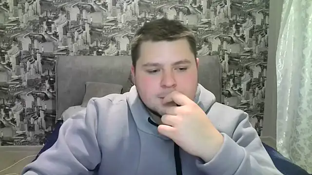 Snapshot of Volshebnik130_ chatting on November 12, 2025, 1:15 pm Volshebnik130 online show from November 12, 2025, 1:15 pm