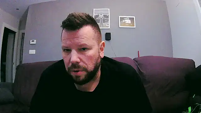 txan9876 online show from February 1, 2026, 5:22 pm