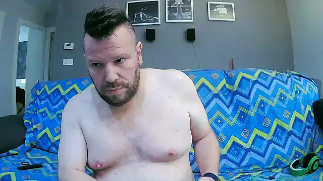 txan9876 online show from September 13, 2025, 4:51 pm