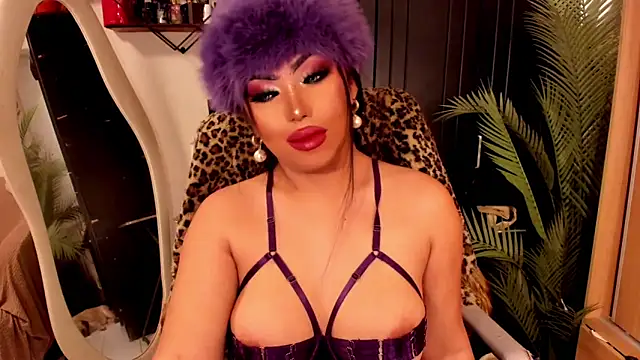 BigDominaMia online show from April 26, 2026, 10:34 am