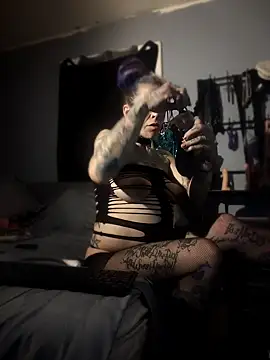 Loddi XxX online show from March 22, 2026, 11:39 pm