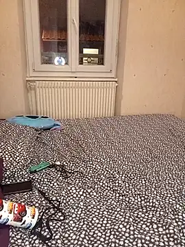 callmelouve online show from November 3, 2025, 7:50 pm