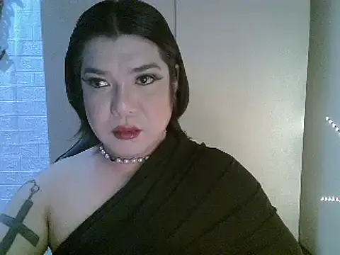 Snapshot of StrawberryWine07 chatting on February 5, 2025, 6:24 am StrawberryWine07 online show from February 5, 2025, 6:24 am