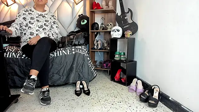 MirandaHaguen online show from February 23, 2026, 9:04 pm