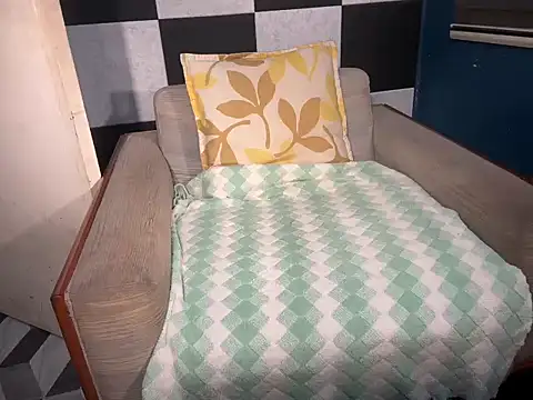 asian-doll online show from March 18, 2026, 8:32 pm