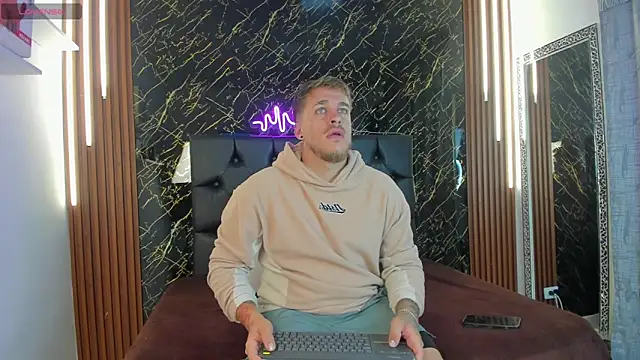 keane lee online show from October 4, 2025, 12:50 pm