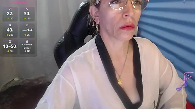 Chayla Ruiz online show from June 11, 2026, 12:46 pm