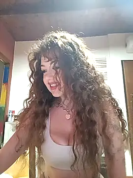 CurlyElisa online show from April 28, 2026, 9:41 pm