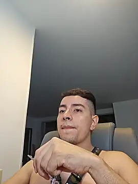 Jhoan saenz online show from September 25, 2025, 3:56 am