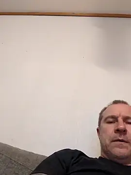 Snapshot of mustang69696 chatting on October 22, 2025, 9:24 pm mustang69696 online show from October 22, 2025, 9:24 pm