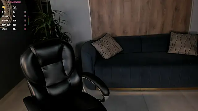 MaryLewis  online show from January 6, 2026, 12:20 pm