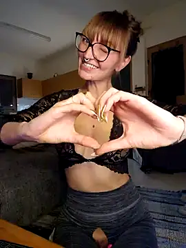 MissMialicious online show from February 4, 2025, 11:16 am