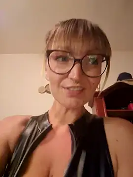 MissMialicious online show from March 20, 2025, 4:20 pm