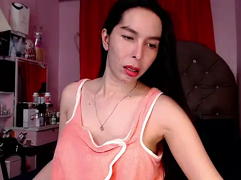 TSDESIREcindy29 online show from April 21, 2026, 8:43 am