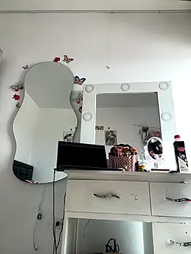 jailyncam  online show from September 22, 2025, 2:34 pm